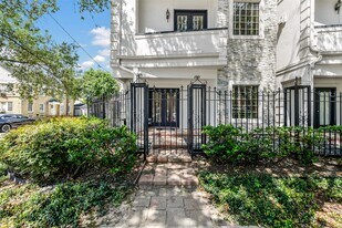 1529 Rosewood St in Houston, TX - Building Photo