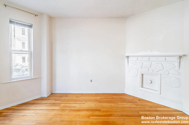 20 Howell St in Boston, MA - Building Photo - Building Photo