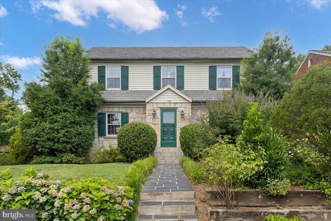 property at 1500 Augustine Ave