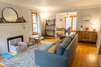 6027 28th Ave NE in Seattle, WA - Building Photo - Building Photo