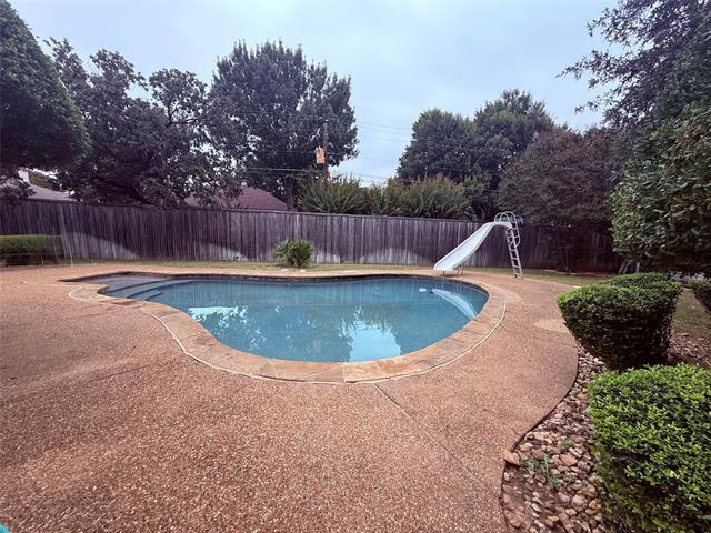 2621 Nantucket Ct in Bedford, TX - Building Photo