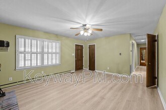 161 Hickory Dr S Cir in Martinez, GA - Building Photo - Building Photo
