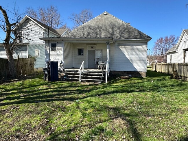 180 Gallagher Ave in Logan, OH - Building Photo - Building Photo