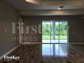 3302 14th St SW in Lehigh Acres, FL - Building Photo - Building Photo