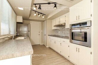 4232 W Frier Dr in Phoenix, AZ - Building Photo - Building Photo