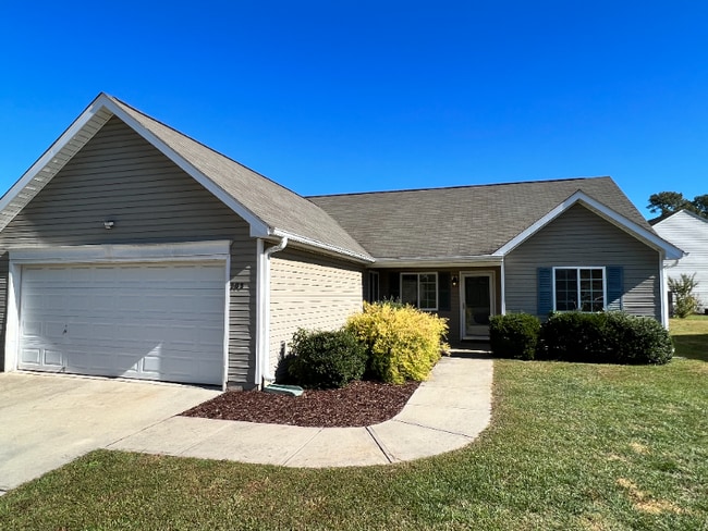 203 Walnut Crossing Dr