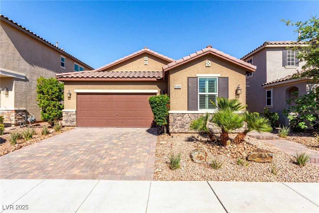 5344 Bocopa St in Las Vegas, NV - Building Photo