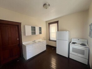 3498 Boudinot Ave in Cincinnati, OH - Building Photo - Building Photo