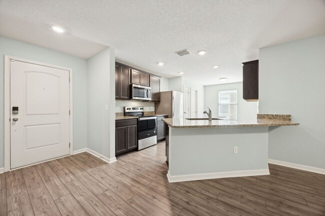 77436 Lumber Creek Blvd in Yulee, FL - Building Photo - Building Photo