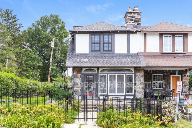 property at 501 Kenilworth Rd