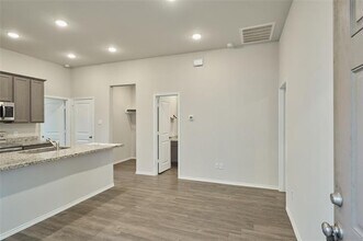 9992 Calendar St in Willis, TX - Building Photo - Building Photo