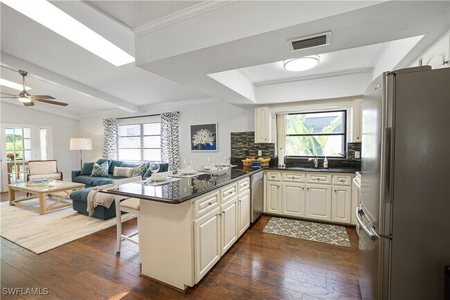 682 95th Ave N in Naples, FL - Building Photo - Building Photo