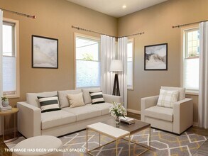 345 Pleasant St in Watertown, MA - Building Photo - Building Photo