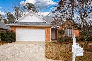 6019 Mill Creek Dr in Birmingham, AL - Building Photo