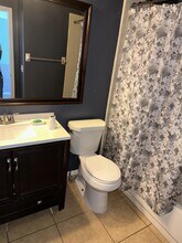 3299 Sandy Shore Ln in Kissimmee, FL - Building Photo - Building Photo