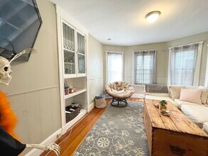 9 Taft St in Boston, MA - Building Photo - Building Photo