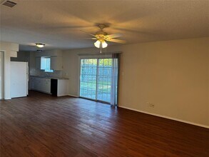 1006 Warrington Dr in Austin, TX - Building Photo - Building Photo