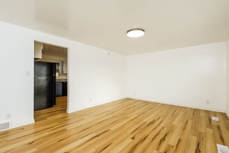 5385 S 2000 W in Roy, UT - Building Photo - Building Photo