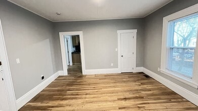 31 Ridgeway St in Lynn, MA - Building Photo - Building Photo