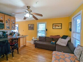 18 Union St in Cambridge, MA - Building Photo - Building Photo