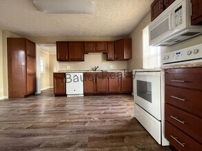 506 W 10th St in Ashland, OH - Building Photo - Building Photo