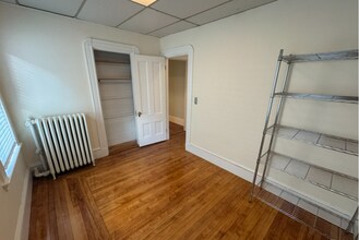 246 Highland Ave, Unit 2 in Somerville, MA - Building Photo - Building Photo