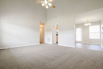 164 Appellate Ct in Clarksville, TN - Building Photo - Building Photo