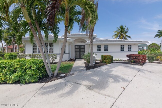 property at 2417 Cape Coral Pkwy W