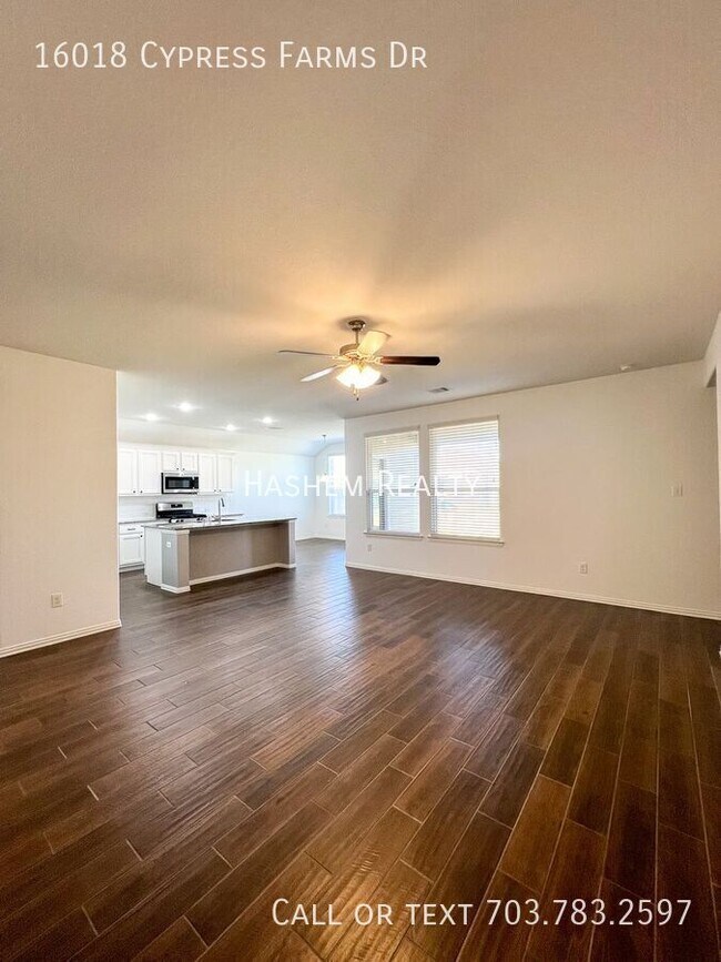 16018 Cypress Farms Dr in Cypress, TX - Building Photo - Building Photo