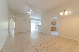 2945 Elbib Dr in St. Cloud, FL - Building Photo - Building Photo