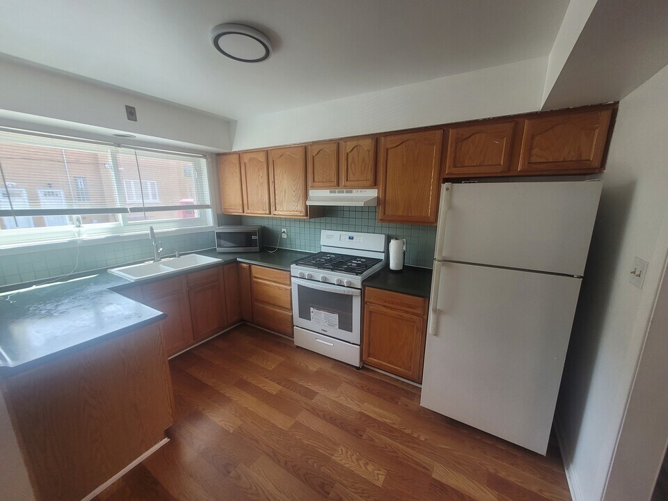 7900 W Lawrence Ave in Norridge, IL - Building Photo