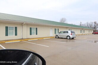 114 Peonia Rd in Clarkson, KY - Building Photo - Building Photo