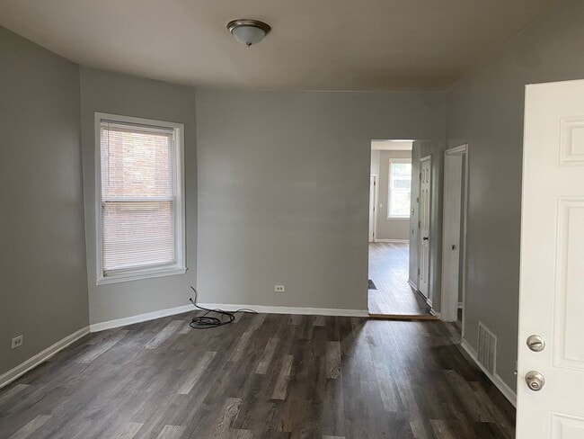 7240 S Langley Ave in Chicago, IL - Building Photo - Building Photo