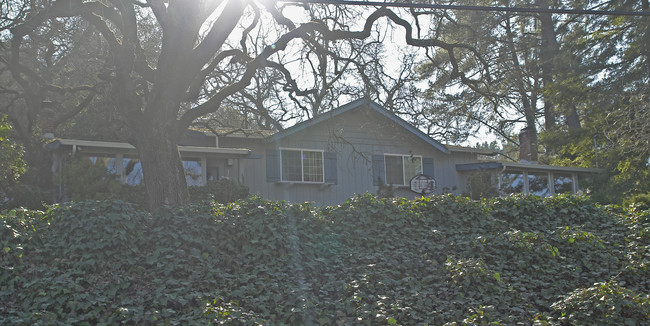 3769-3771 Highland Rd in Lafayette, CA - Building Photo - Building Photo