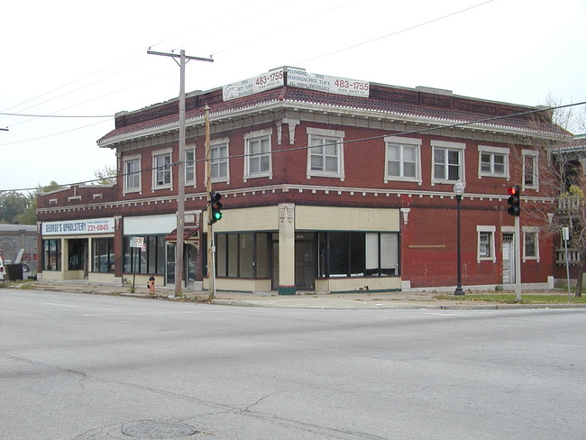 3201-3203 E 12th St in Kansas City, MO - Building Photo - Building Photo