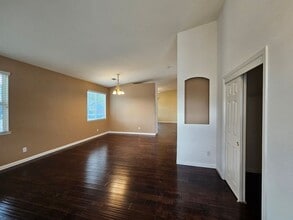 3201 Dauphine St in Modesto, CA - Building Photo - Building Photo