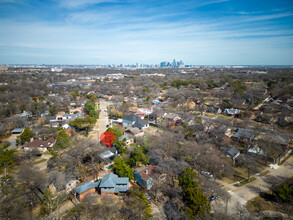 2838 Cain Blvd in Dallas, TX - Foto de edificio - Building Photo