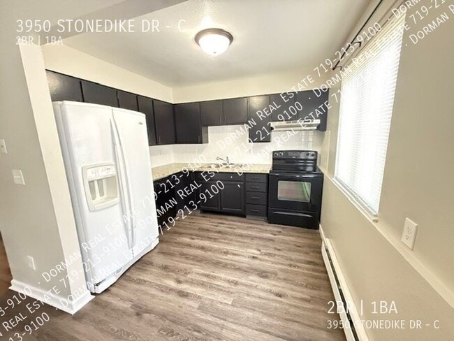 3950 Stonedike Dr in Colorado Springs, CO - Building Photo - Building Photo