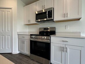 1283 NW 44th Court Rd in Ocala, FL - Building Photo - Building Photo