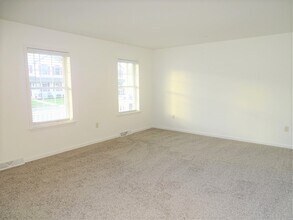 243 Limestone Dr in Myerstown, PA - Building Photo - Building Photo