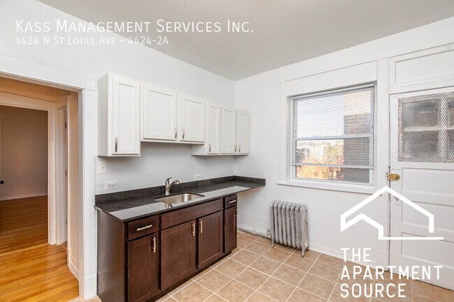 4424 N Saint Louis Ave, Unit 2A in Chicago, IL - Building Photo - Building Photo