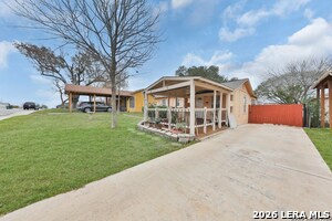 106 Waugh St in San Antonio, TX - Building Photo - Building Photo