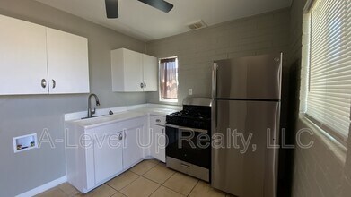 3041 E Proctor Vista in Tucson, AZ - Foto de edificio - Building Photo