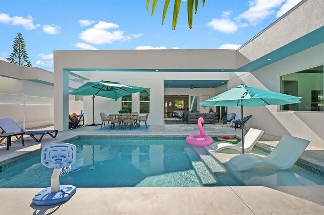 2365 Waldemere St in Sarasota, FL - Building Photo - Building Photo