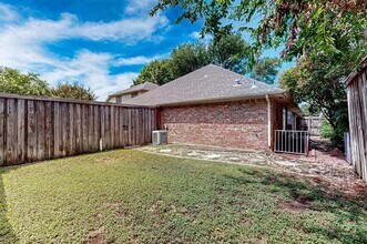 18932 Westwood Pl in Dallas, TX - Building Photo - Building Photo