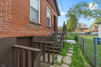 7135 Woodrow Ave in St. Louis, MO - Building Photo - Building Photo