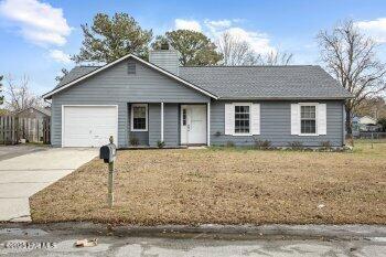 318 Quail Ridge Rd in Jacksonville, NC - Building Photo