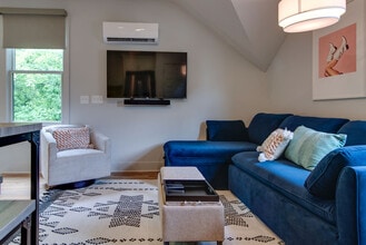 934 Mcferrin Ave in Nashville, TN - Building Photo - Building Photo