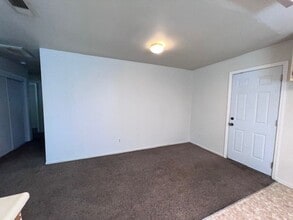 4345 73rd St in Sacramento, CA - Building Photo - Building Photo
