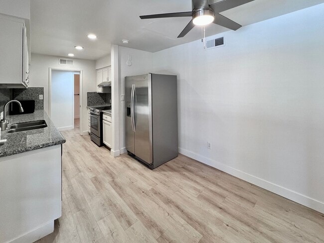 1846 W Santa Ana Ave in Fresno, CA - Building Photo - Building Photo